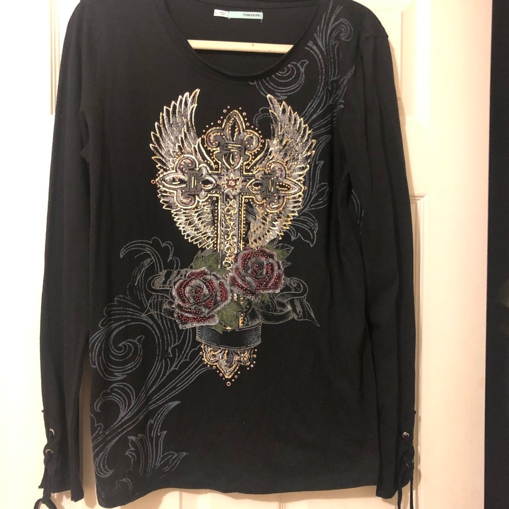 Black Maurices top w/bling roses & cross detail L